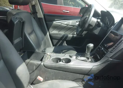 2016 Infiniti Q50 3.0T Premium z USA, uszkodzony, nr VIN JN1EV7ARXGM341327